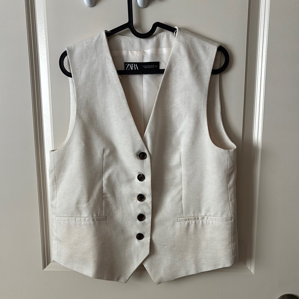 Zara Cream Buttoned Vest